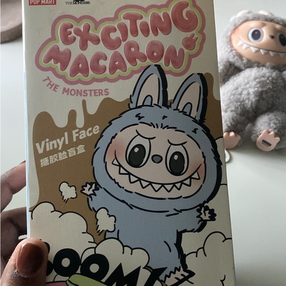 Labubu Macaron - Sesame Bean - Picture 5 of 5